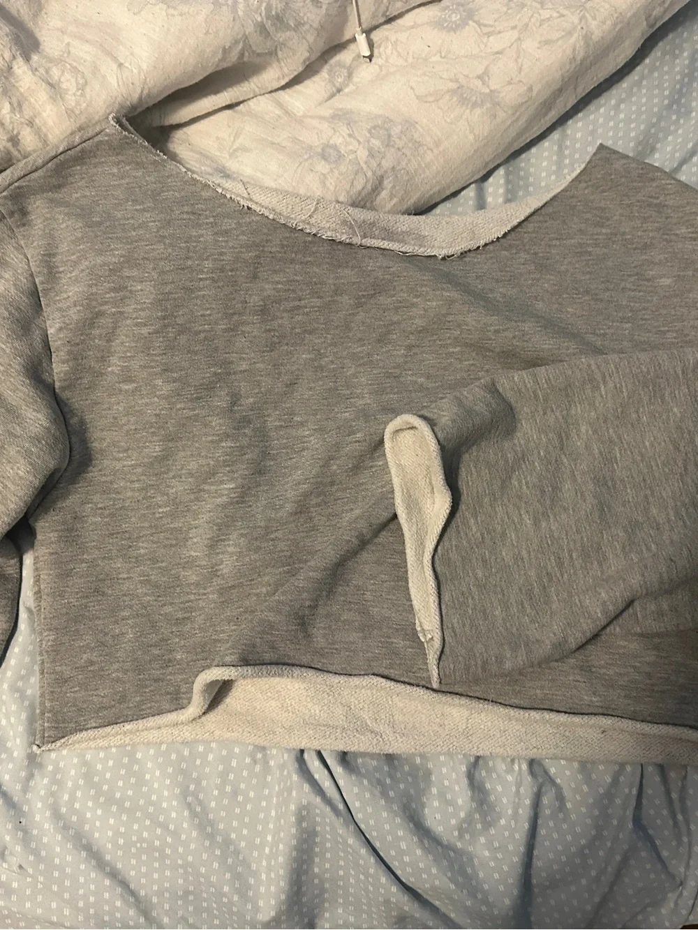 Alo Yoga Cropped Barre Coverup in Grey Size Large